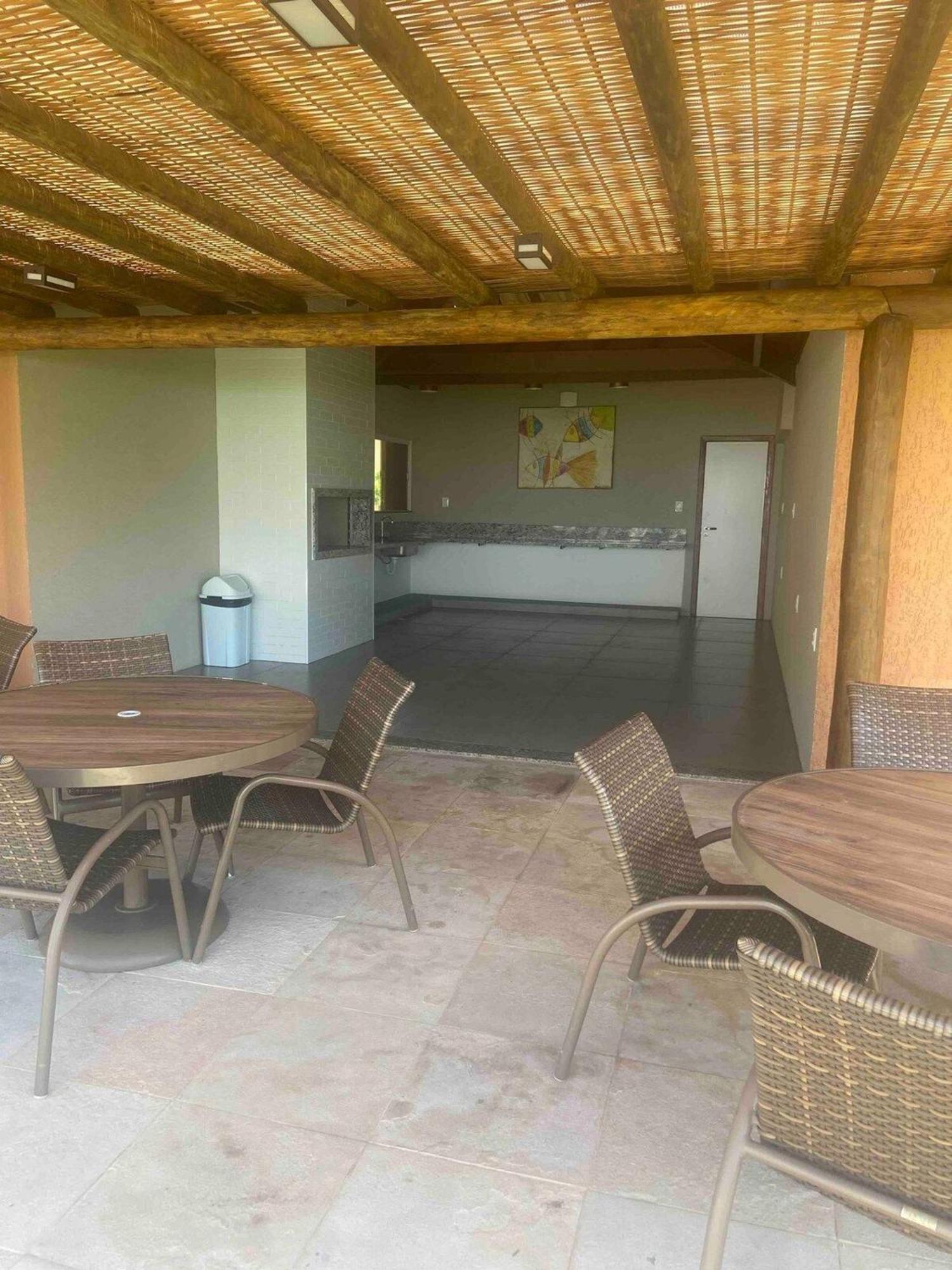 Flat Guarajuba 4 Quartos Terreo A Beira Mar - Pe Na Areia - Governanca Com Arrumadeira E Wi Fi Inclusos Camassari Exterior foto